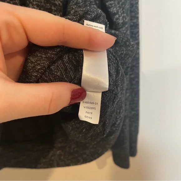 Athleta Mindful Pullover Long Sleeve Sweatshirt Charcoal Grey Heather Medium M - Picture 7 of 10